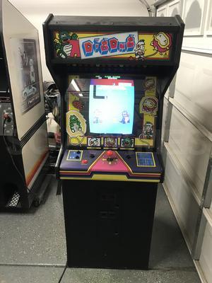 1982 Atari Dig Dug Upright Arcade Machine Image