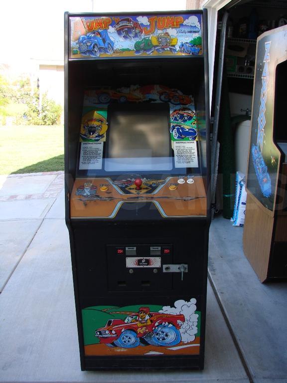 1982 Midway Bump 'n Jump Upright Arcade Game