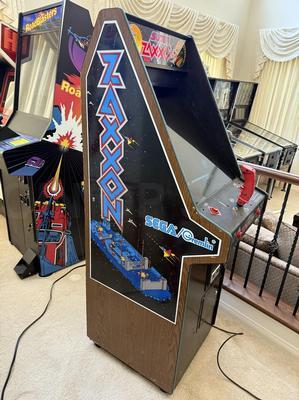 1982 Sega Super Zaxxon Cabaret Arcade Machine Image