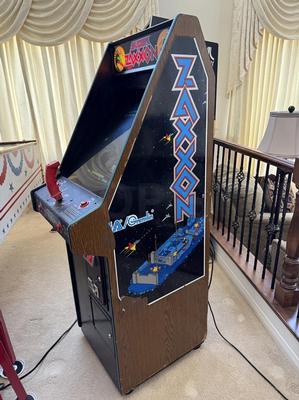 1982 Sega Super Zaxxon Cabaret Arcade Machine Image