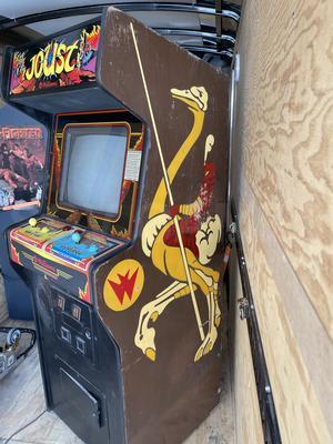 1982 Williams Joust Upright Arcade Machine Image