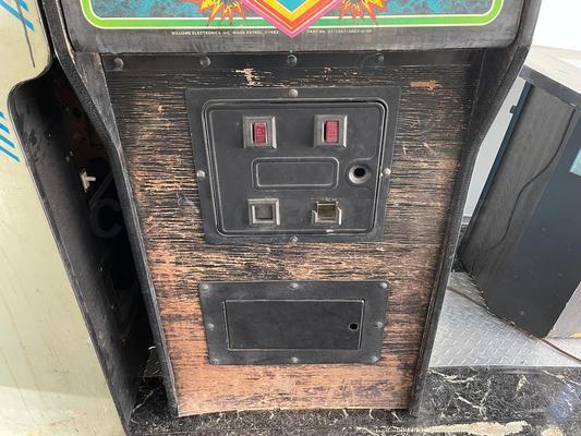 1982 Williams Moon Patrol Upright Arcade Machine Image