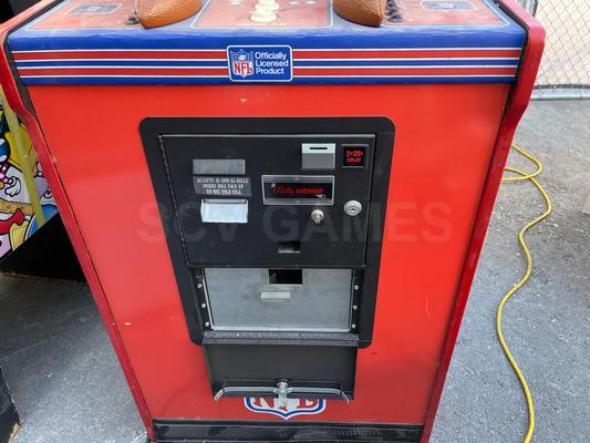 1983 Midway NFL Football Upright Arcade Machine Image