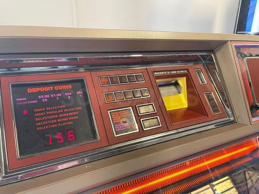 1984 Rowe-AMI's R-88 JukeBox Image