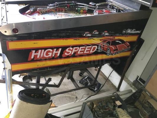 1986 Williams High Speed Pinball Machine Image