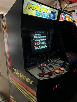 1987 Bally Power Drive Upright Arcade Machine Image