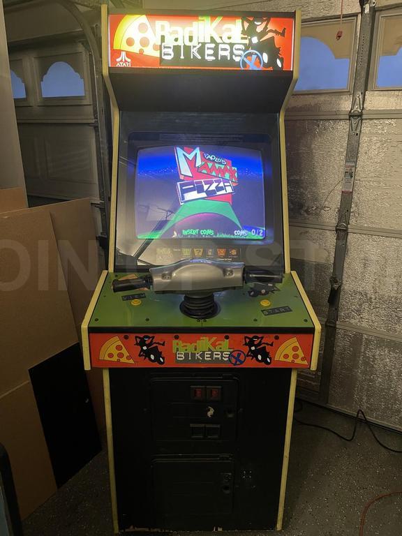 1988 Atari Radikal Bikers Upright Arcade Machine