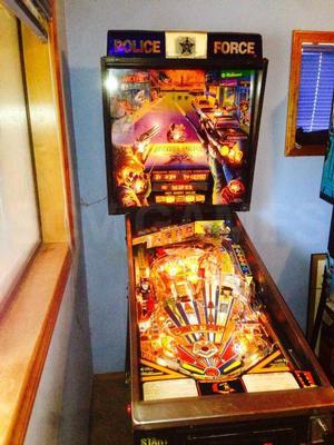 1989 Williams Police Force Pinball Machine Image