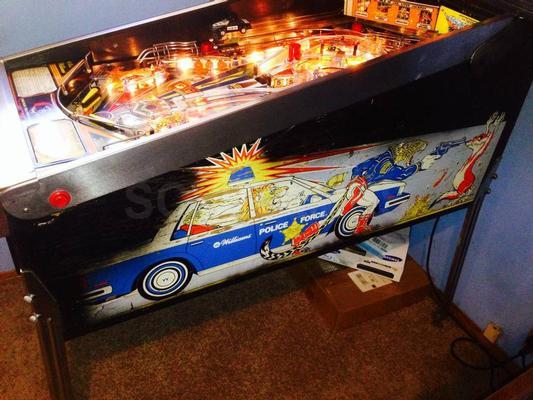 1989 Williams Police Force Pinball Machine Image