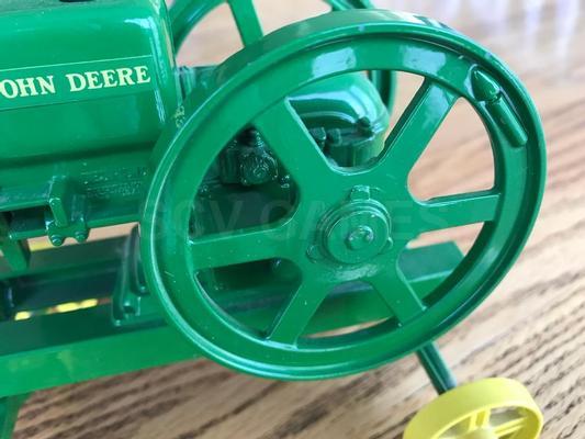 1990 ERTL 1/6 Scale Diecast John Deere Hit & Miss Gasoline Engine Image