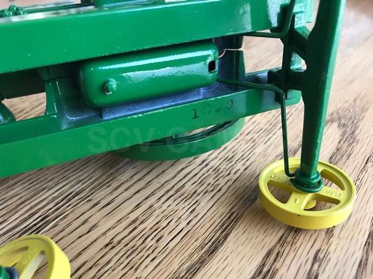 1990 ERTL 1/6 Scale Diecast John Deere Hit & Miss Gasoline Engine Image