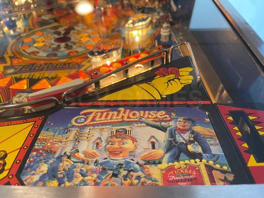 1990 Williams Funhouse Pinball Machine Image