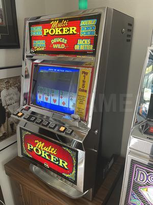 1991 IGT Multi Poker 5 Coin 25 Cent Machine Image