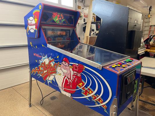 1991 Williams SlugFest Pinball Machine Image