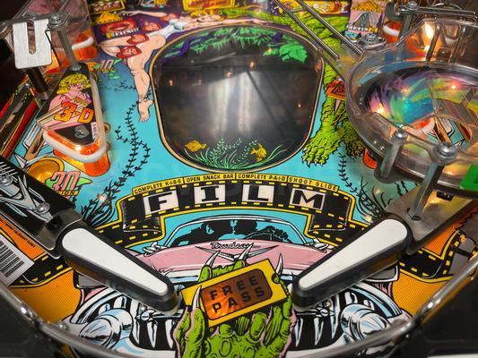 1992 Bally Creature from the Black Lagoon Pinball Machine Image