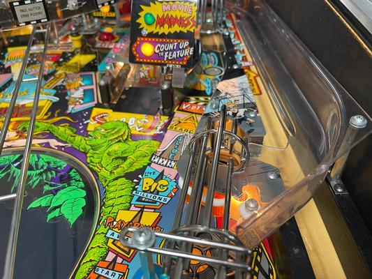 1992 Bally Creature from the Black Lagoon Pinball Machine Image