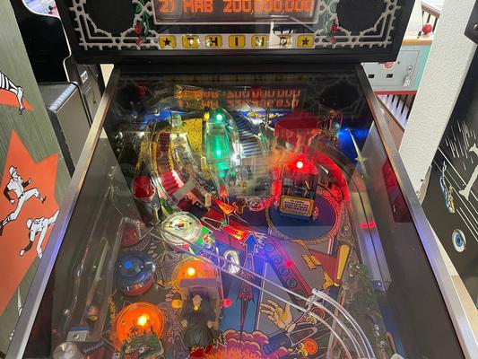 1992 Bally The Addams Family Pinball Machine Image