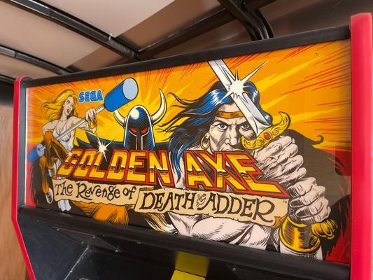 1992 Sega Golden Axe: The Revenge of Death Adder Arcade Machine Image