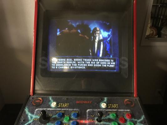 1993 Midway Mortal Kombat II Upright Arcade Machine Image