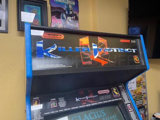 1994 Midway Killer Instinct Upright Arcade Machine Image