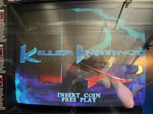 1994 Midway Killer Instinct Upright Arcade Machine Image