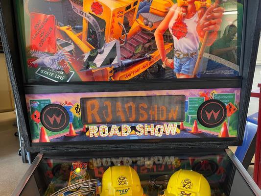 1994 Williams Road Show Pinball Machine Image