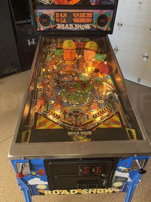 1994 Williams Road Show Pinball Machine Image