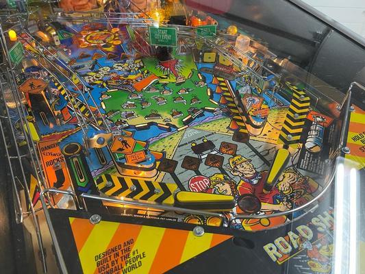 1994 Williams Road Show Pinball Machine Image