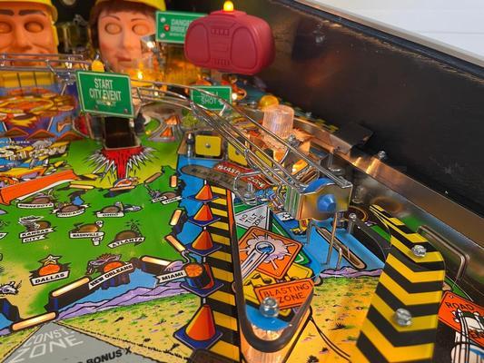 1994 Williams Road Show Pinball Machine Image