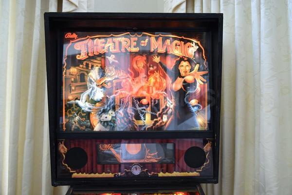 1995 Bally Theatre of Magic Pinball Machine Image