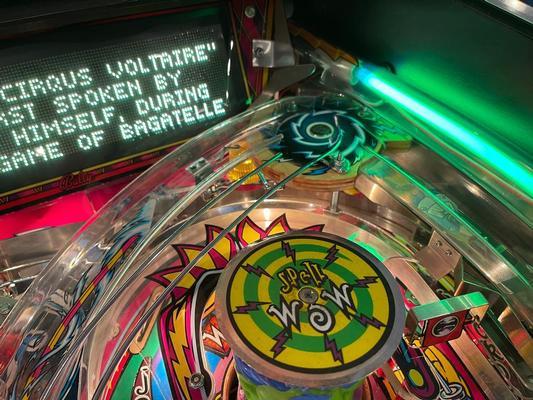 1997 Bally Cirqus Voltaire Pinball Machine Image