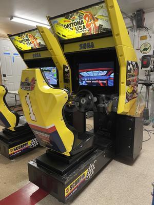 1998 Sega Daytona USA 2 Cockpit Arcade Machines Image