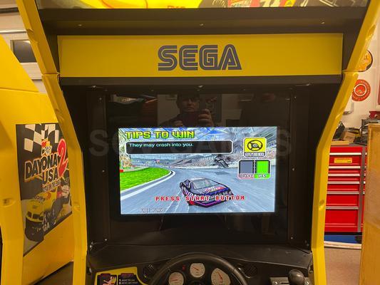 1998 Sega Daytona USA 2 Cockpit Arcade Machines Image