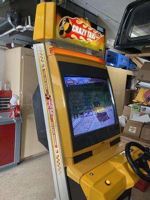 1999 Sega Crazy Taxi Upright Arcade Machine Image