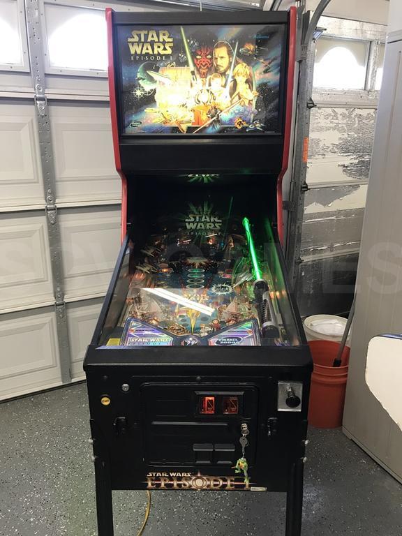 2000 Williams Star Wars Episode 1 Pinball Machine