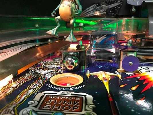 2000 Williams Star Wars Episode 1 Pinball Machine Image