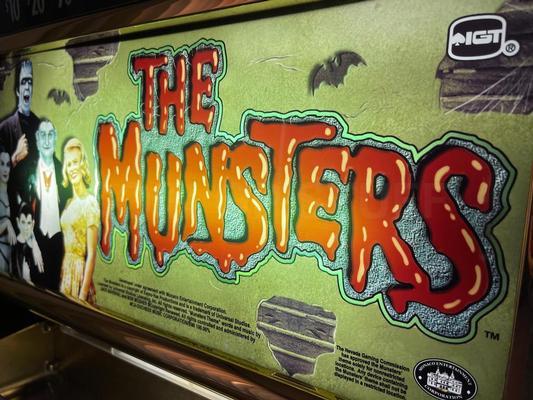 2001 IGT S-2000 The Munsters 3 Reel Slot Machine Image