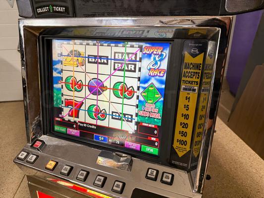 2003 IGT Game King Multi Game Video Poker Machine Image