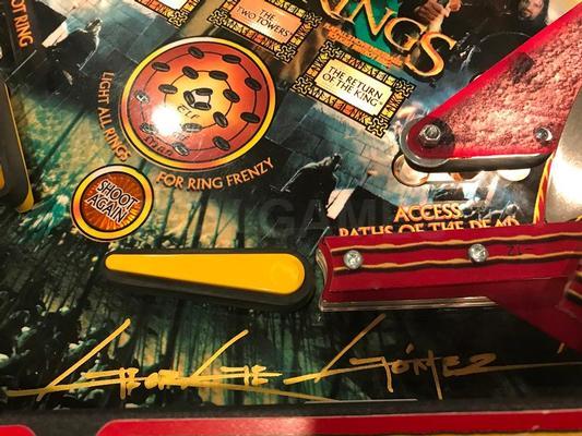 2003 Stern Lord Of The Rings Gold LE Pinball Machine Image