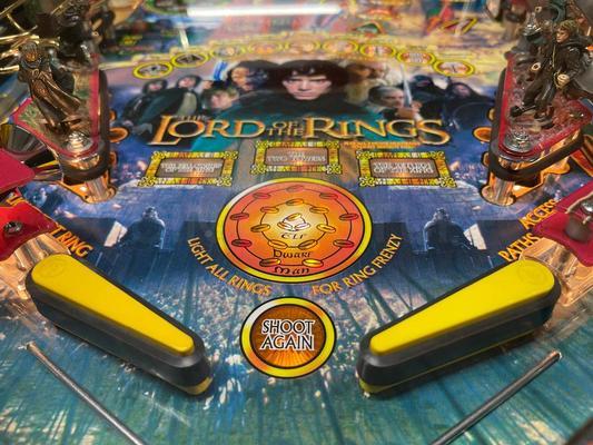 2003 Stern Lord Of The Rings Pinball Machine Image