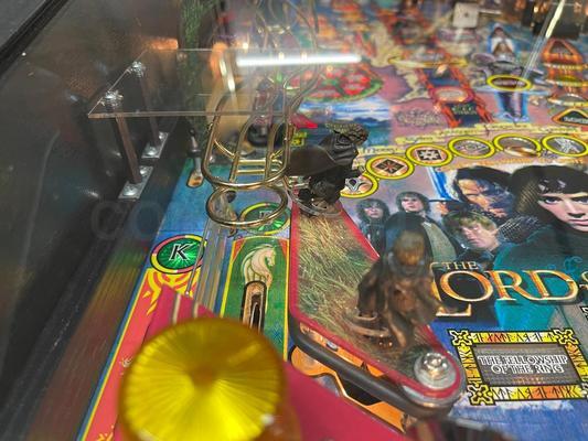 2003 Stern Lord Of The Rings Pinball Machine Image