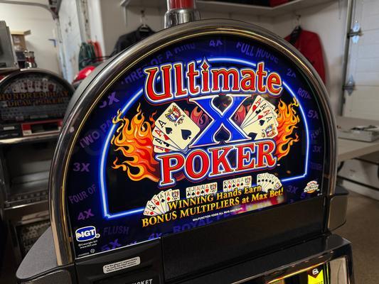 2004 IGT Ultimate X Poker Multi Game Video Poker Machine Image