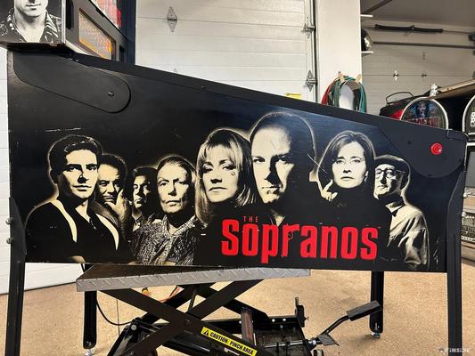 2005 Stern The Sopranos Pinball Machine Image