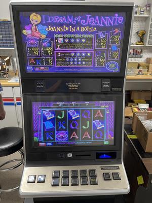 2014 IGT Game King G20 Video Multi Slot Poker Machine Image