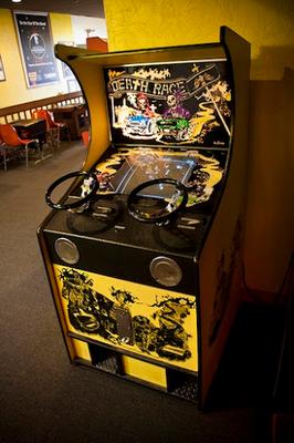 Cash For Arcade Video Games and Pinball Machines Image