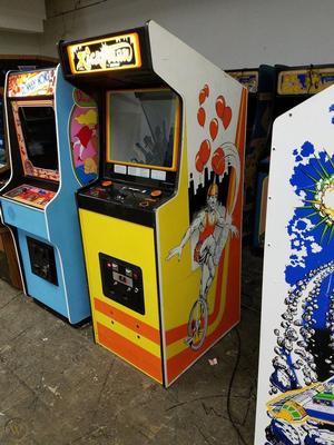 Cash For Arcade Video Games and Pinball Machines Image