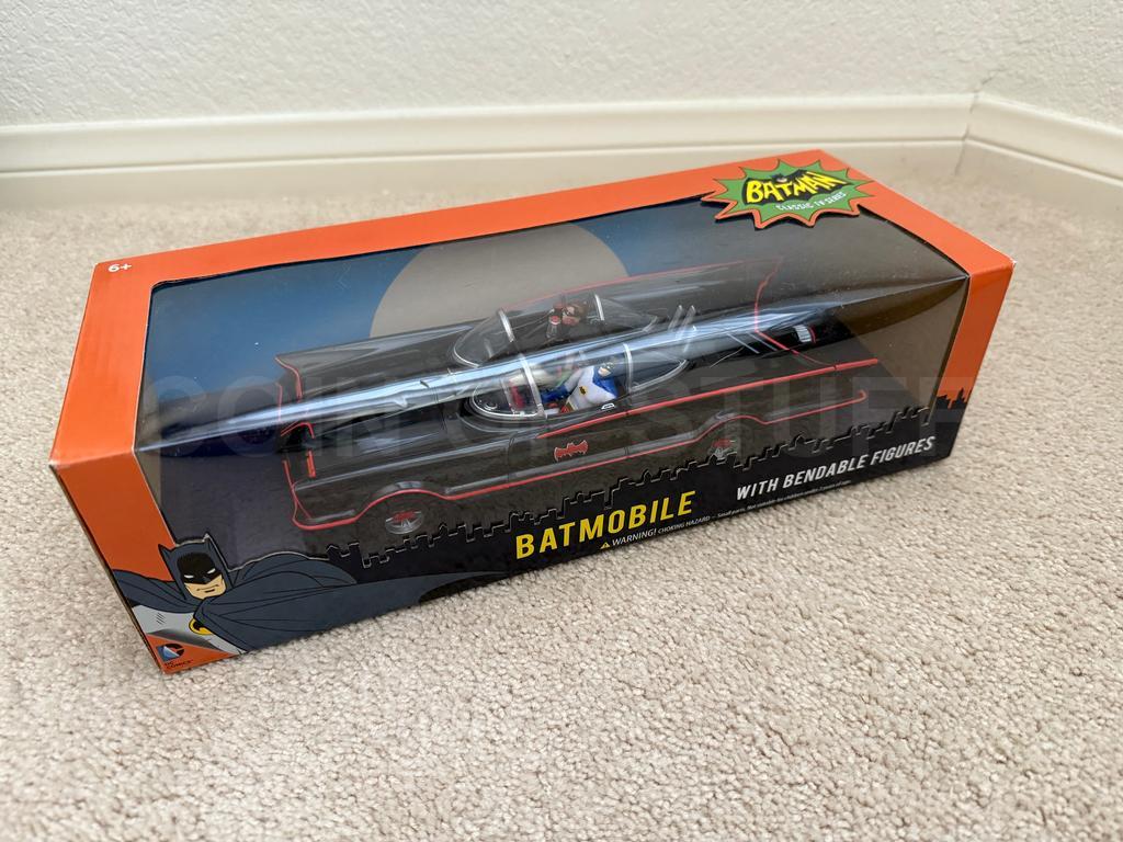 DC Comics Batmobile with Bendable Figures New in Box