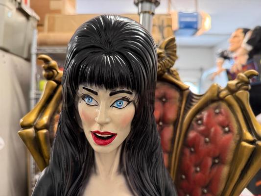 Extremely Rare Elvira Light-Up Slot Machine Topper Image