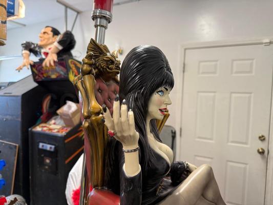 Extremely Rare Elvira Light-Up Slot Machine Topper Image