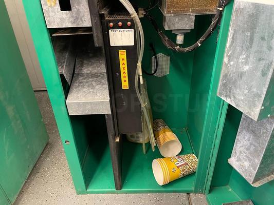 Fresh-Air Coin Operated Popcorn Machine Image